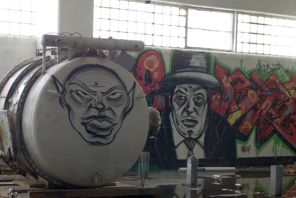 Wrigley Factory Candy Kings Tank Faces